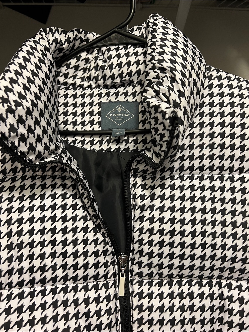 St. John's Bay Black & White Houndstooth Puffer Jacket